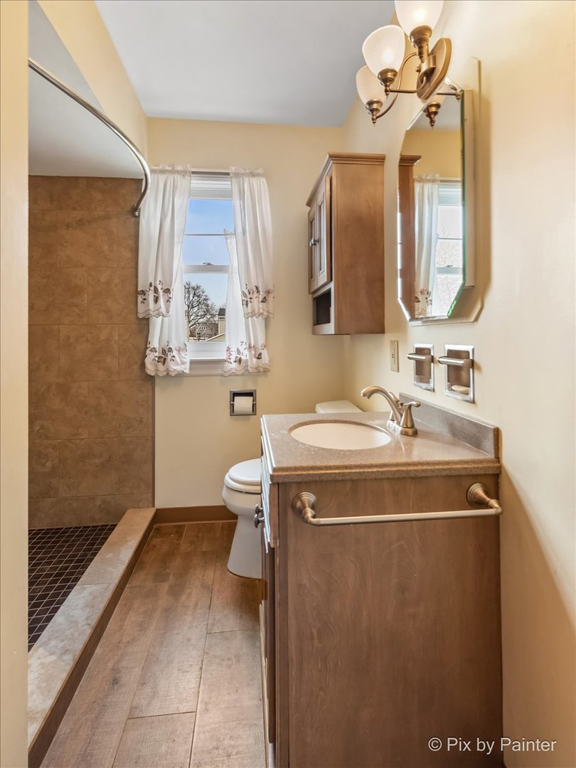 361 Bryant Avenue Glen Ellyn IL 60137