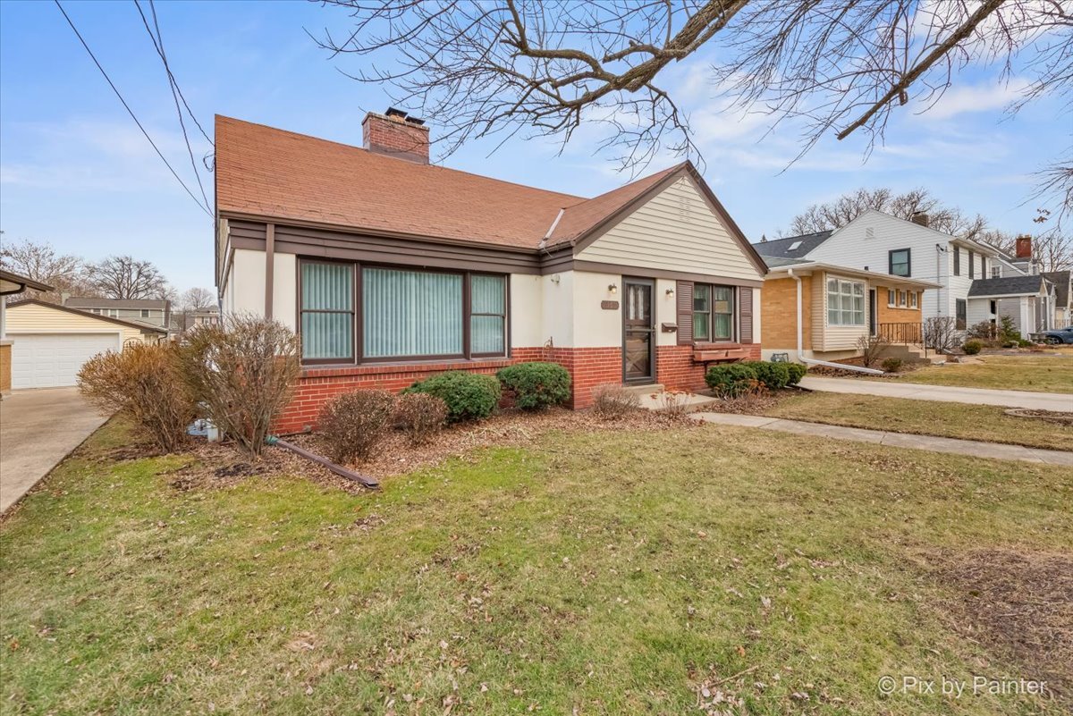361 Bryant Avenue Glen Ellyn IL 60137
