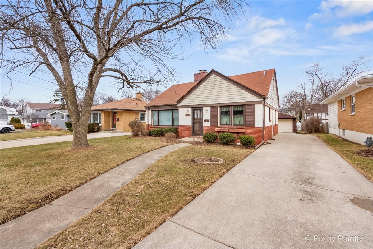 361 Bryant Avenue Glen Ellyn IL 60137