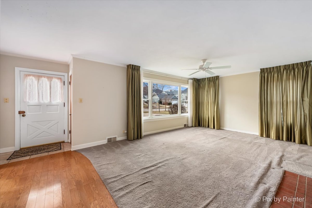 361 Bryant Avenue Glen Ellyn IL 60137
