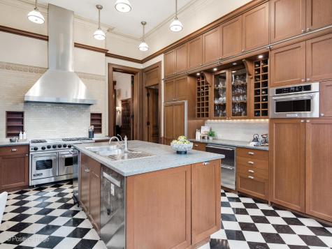 1454 North Dearborn Street Chicago IL 60610