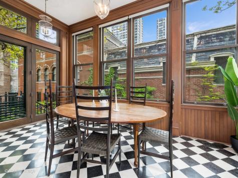1454 North Dearborn Street Chicago IL 60610