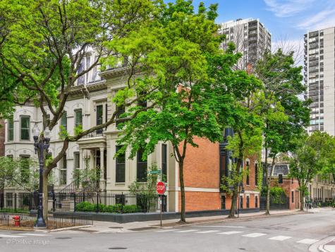 1454 North Dearborn Street Chicago IL 60610