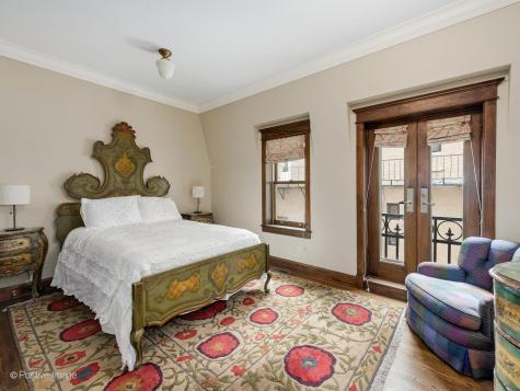 1454 North Dearborn Street Chicago IL 60610