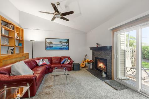 879 Burgess Circle Buffalo Grove IL 60089