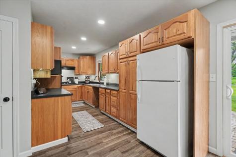 218 North Crossley Street Melvin IL 60952
