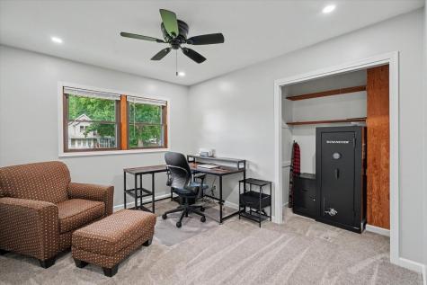 218 North Crossley Street Melvin IL 60952