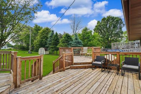 218 North Crossley Street Melvin IL 60952