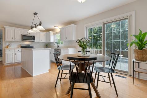 1971 Peach Tree Lane Algonquin IL 60102