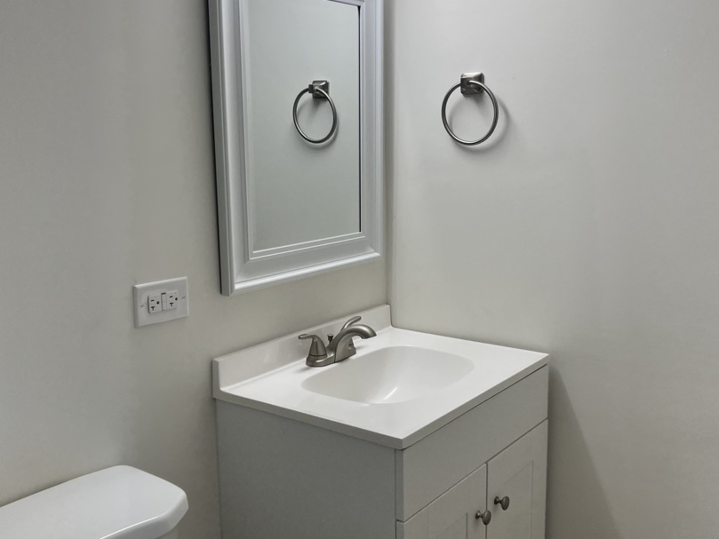 8720 South Michigan Avenue Chicago IL 60619