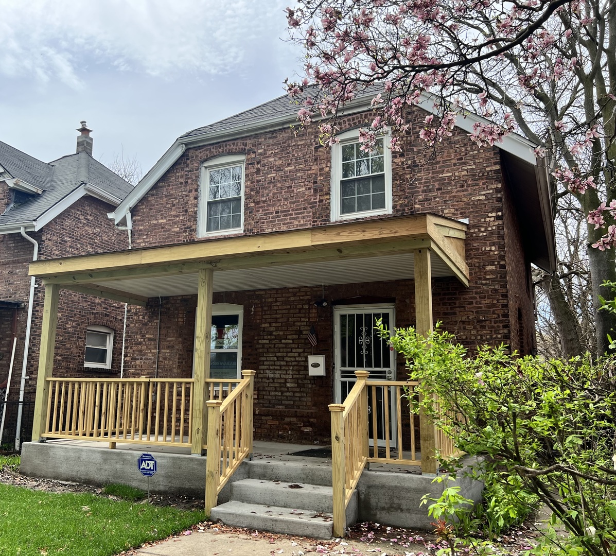 8720 South Michigan Avenue Chicago IL 60619