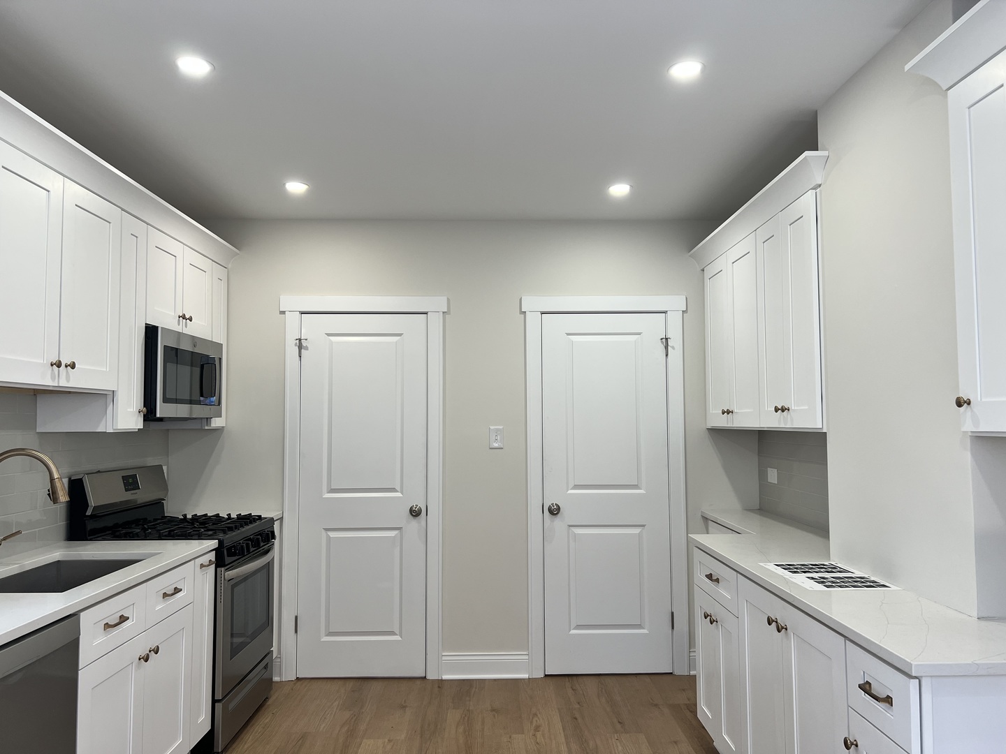 8720 South Michigan Avenue Chicago IL 60619