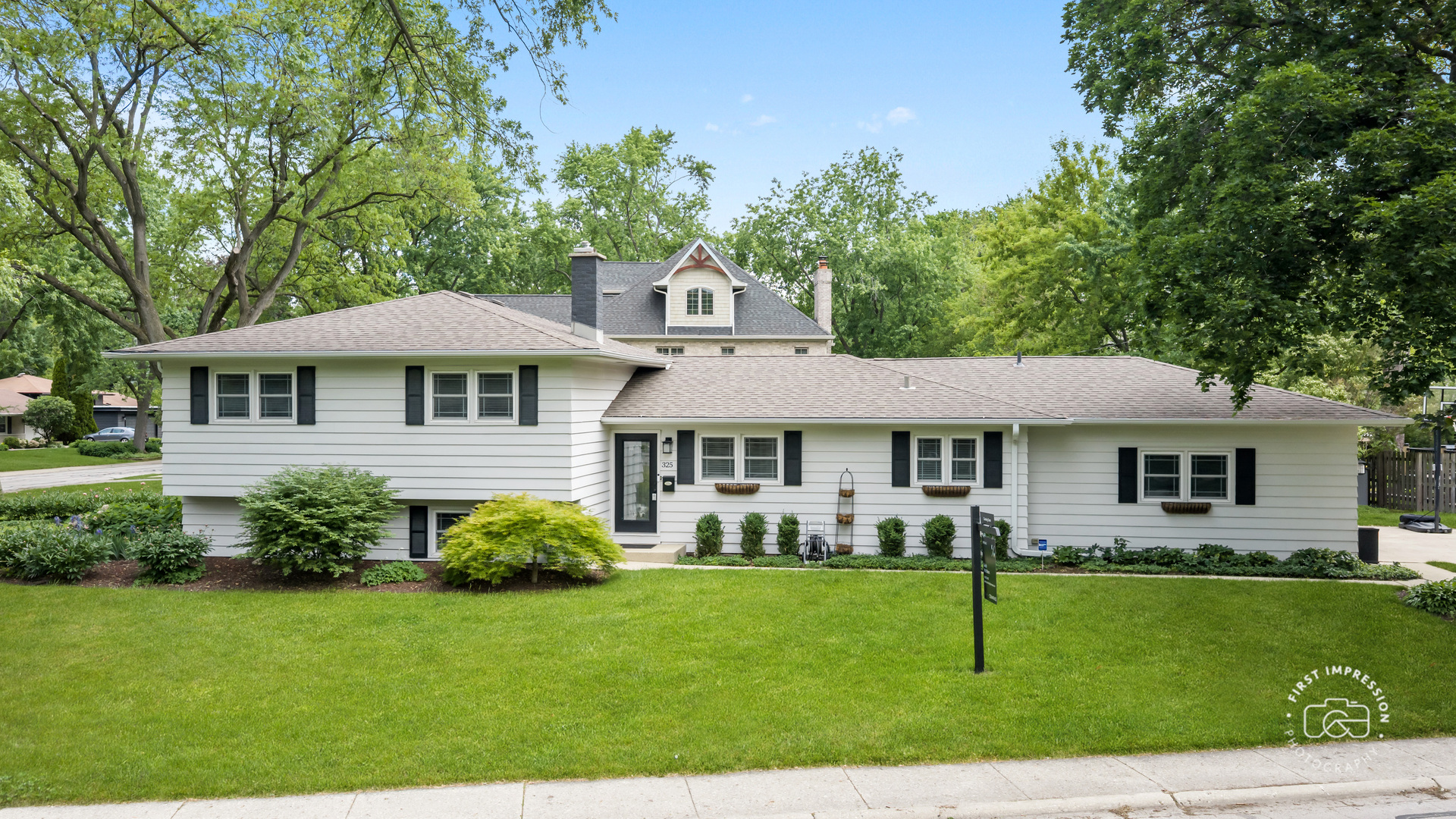 325 Hemlock Lane Naperville IL 60540