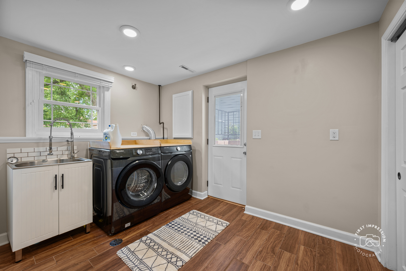 325 Hemlock Lane Naperville IL 60540