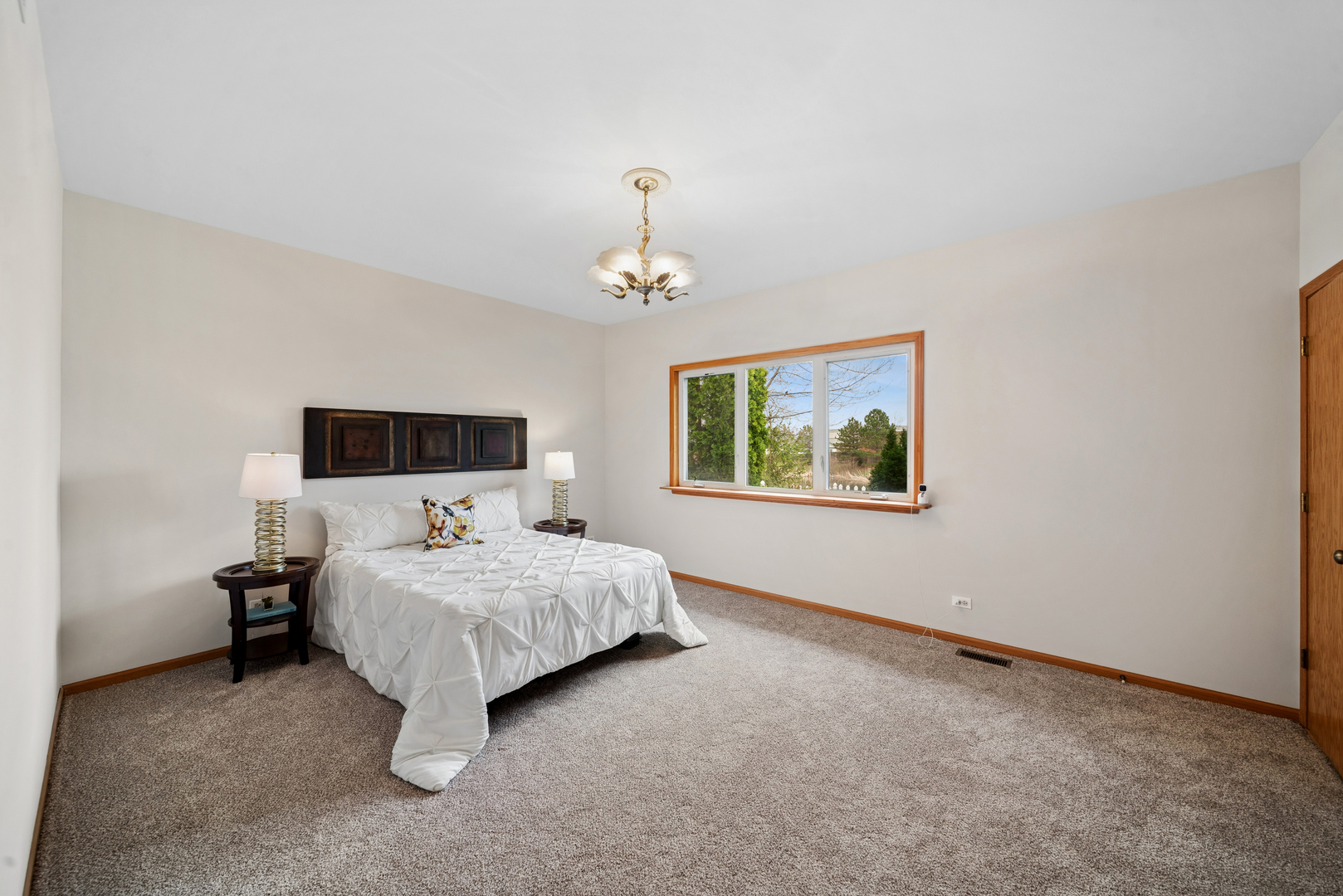 2216 Olde Mill Road Plainfield IL 60586