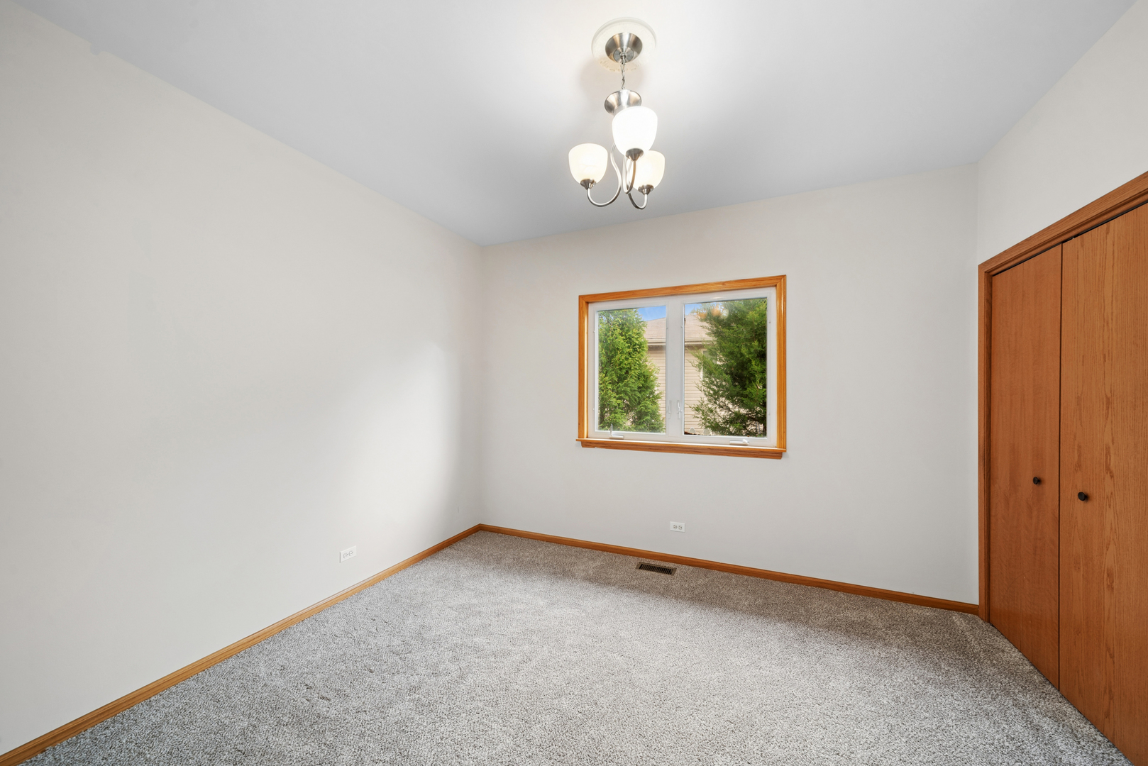 2216 Olde Mill Road Plainfield IL 60586