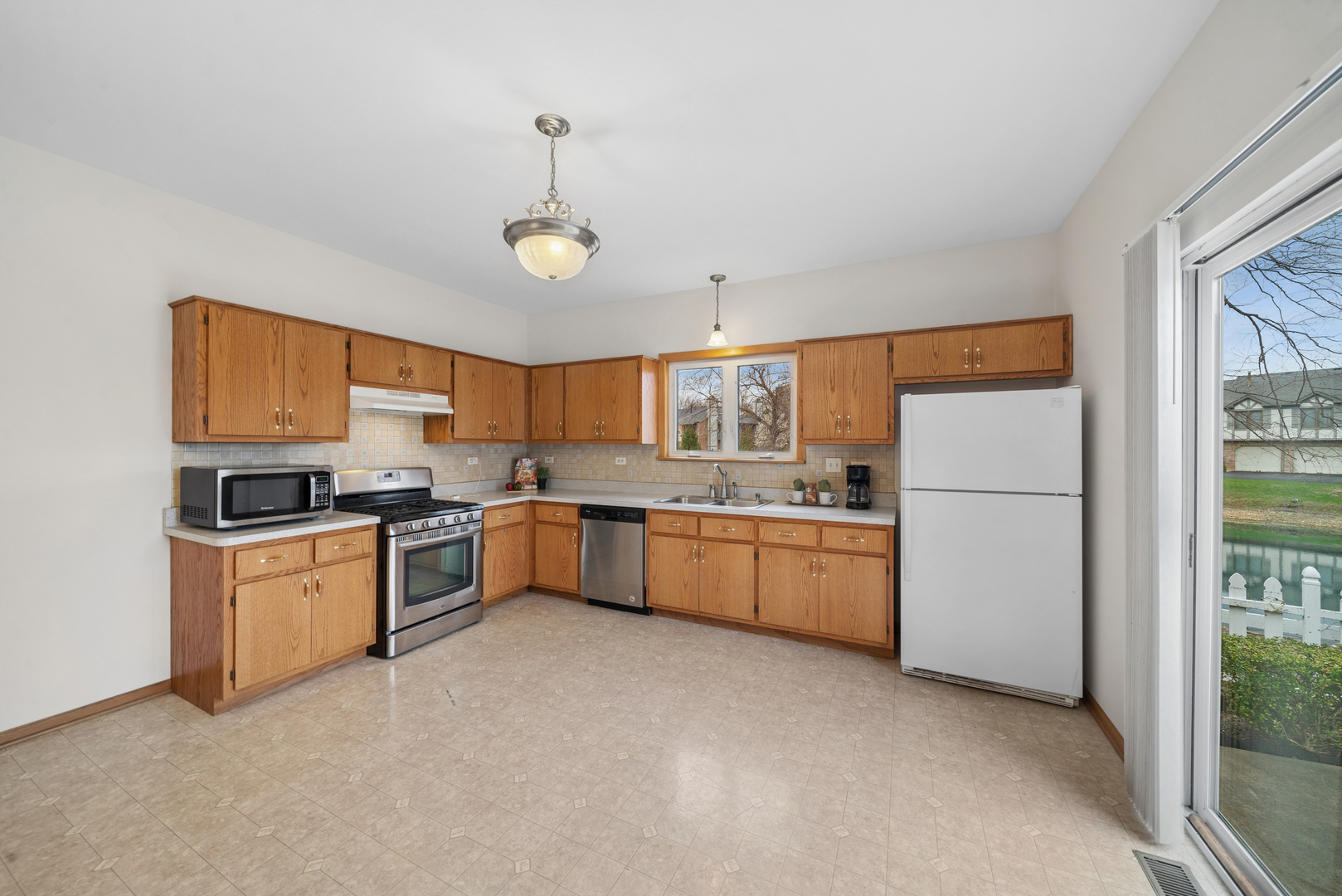 2216 Olde Mill Road Plainfield IL 60586