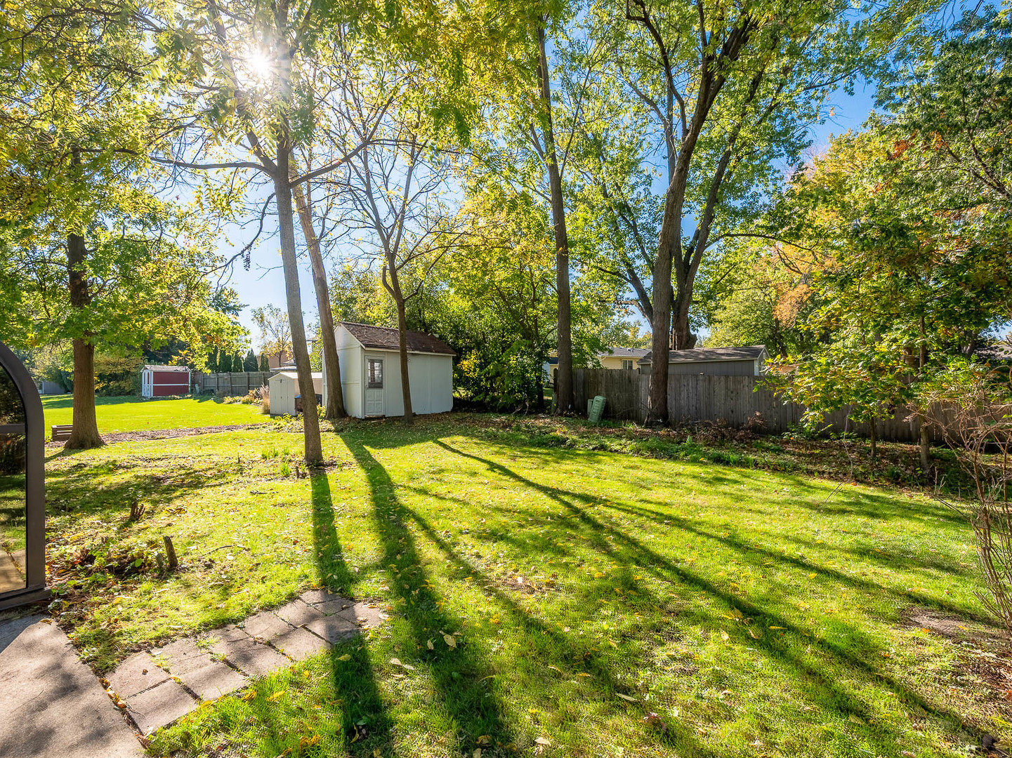 7104 Blackburn Avenue Downers Grove IL 60516