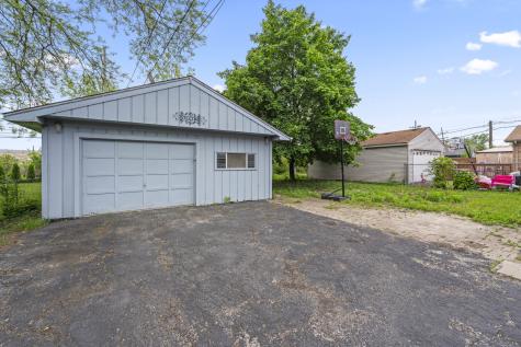 7809 Columbia Drive Bridgeview IL 60455