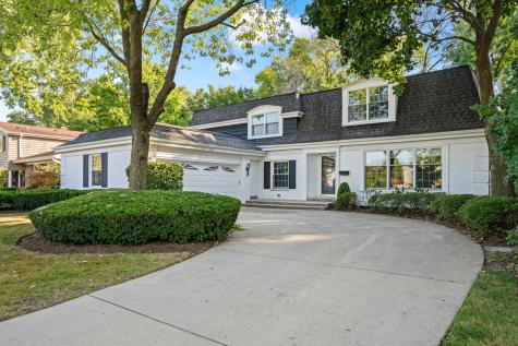 1607 South Kaspar Avenue Arlington Heights IL 60005