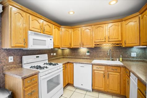 1151 West Bryn Mawr Avenue Roselle IL 60172