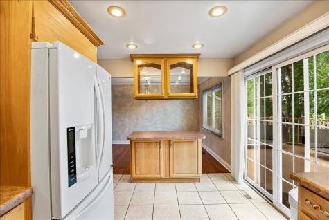 1151 West Bryn Mawr Avenue Roselle IL 60172