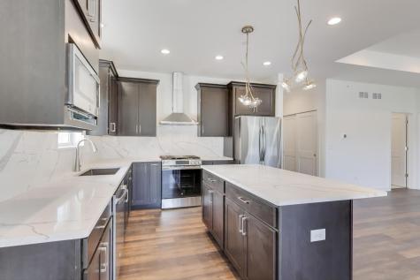 898 North Quentin Road Palatine IL 60067