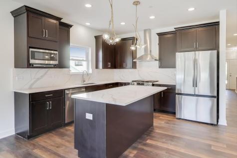 898 North Quentin Road Palatine IL 60067