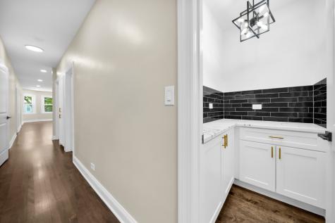 3052 North Major Avenue Chicago IL 60634
