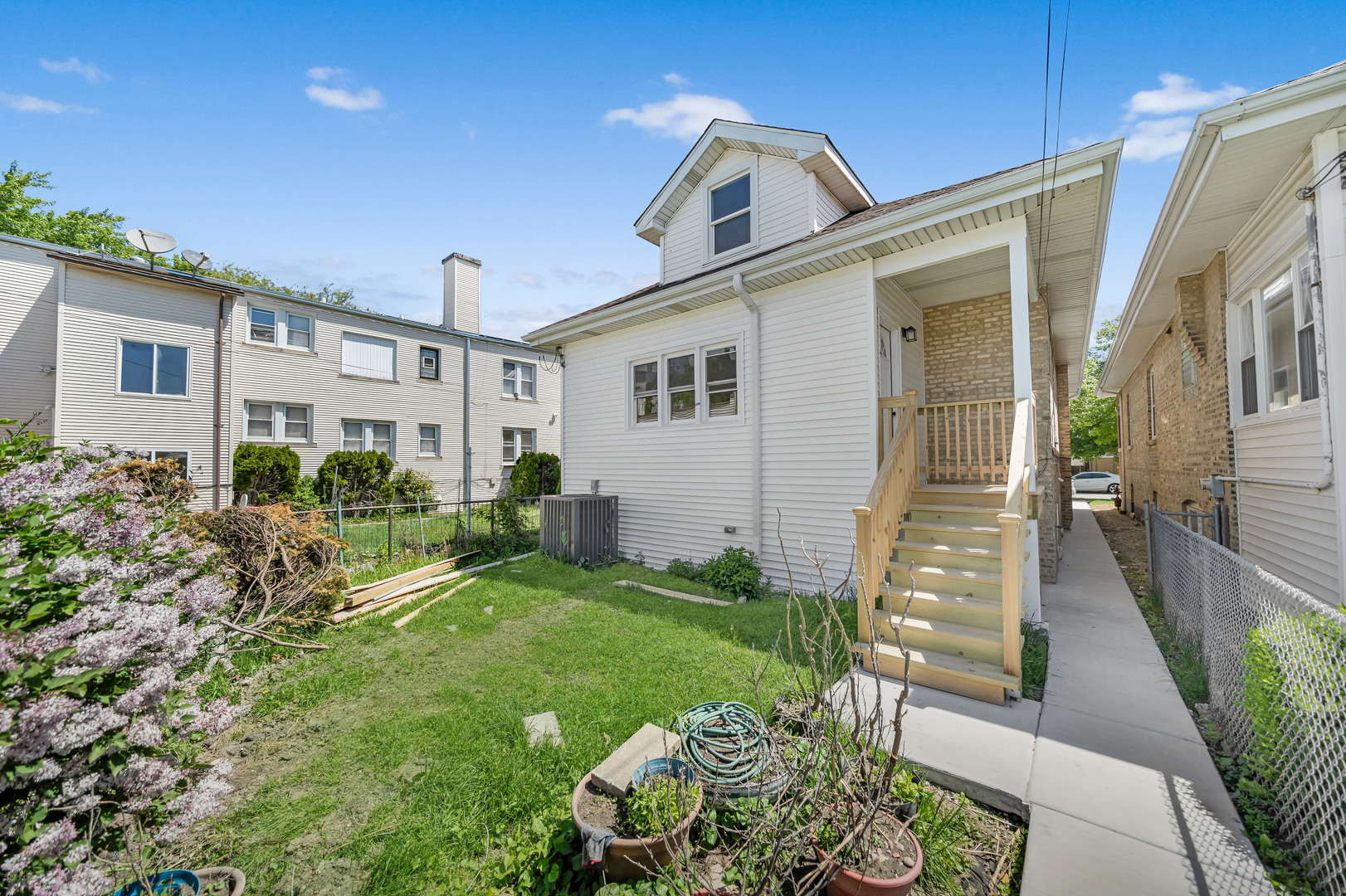 3052 North Major Avenue Chicago IL 60634