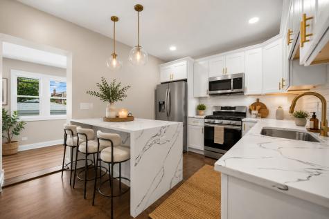 3052 North Major Avenue Chicago IL 60634