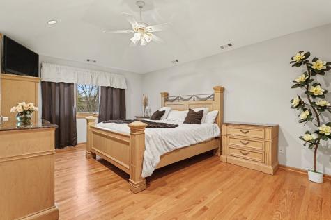 2975 Glenview Road Glenview IL 60025