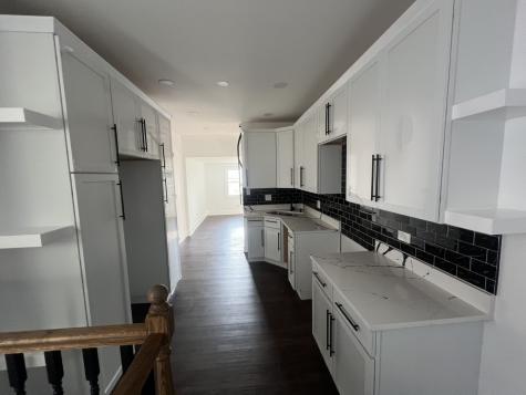 8423 South Carpenter Street Chicago IL 60620