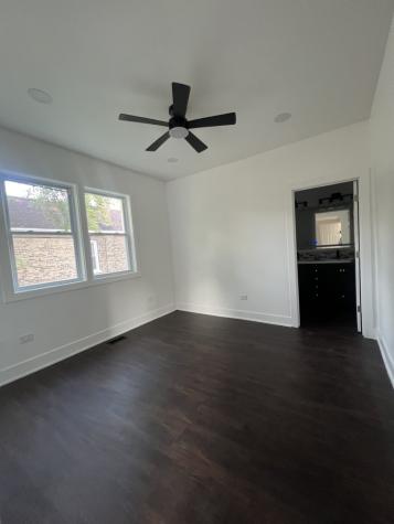 8423 South Carpenter Street Chicago IL 60620