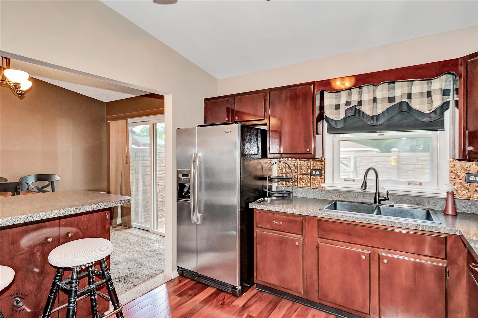 5915 Pershing Avenue Downers Grove IL 60516