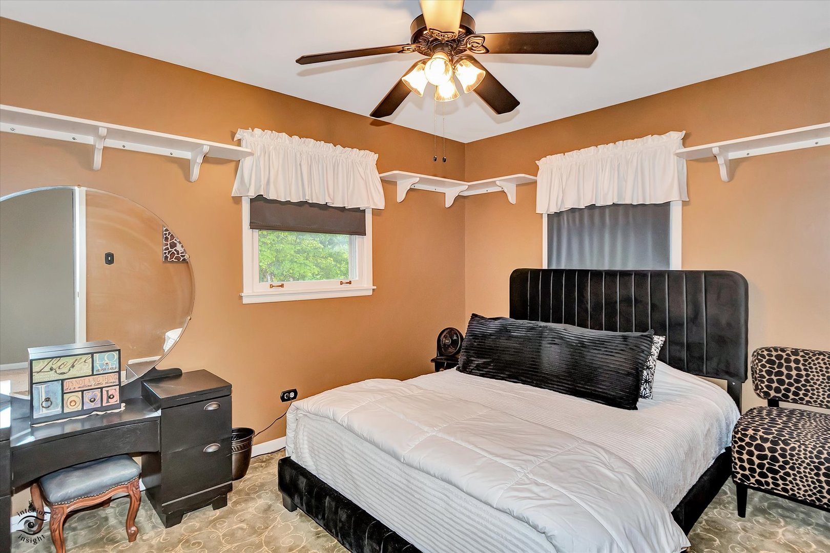 5915 Pershing Avenue Downers Grove IL 60516