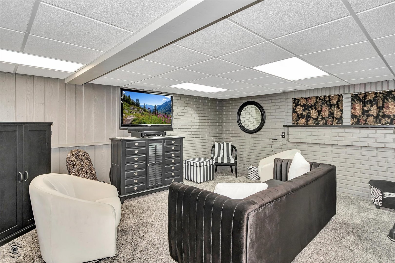 5915 Pershing Avenue Downers Grove IL 60516