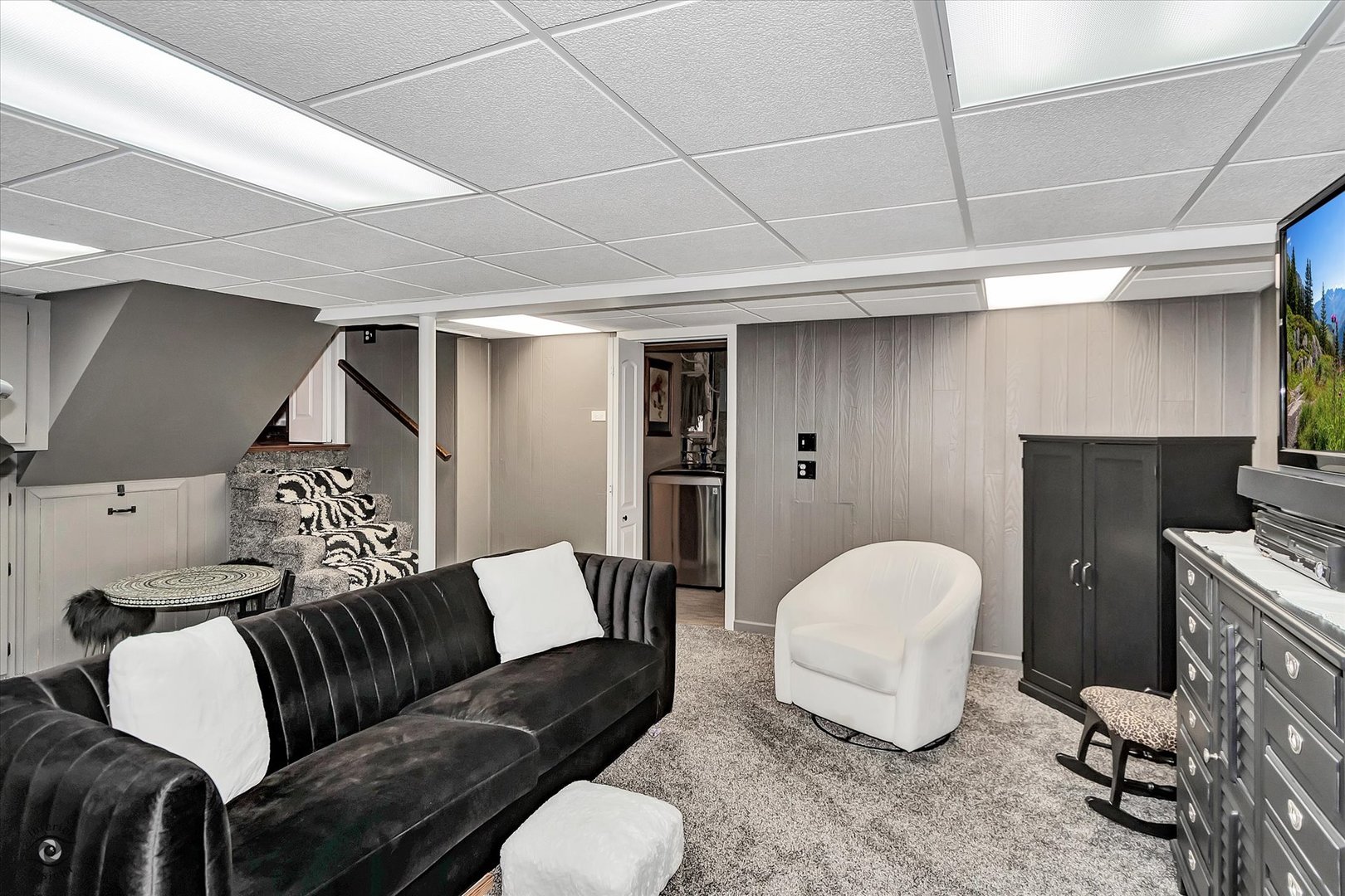 5915 Pershing Avenue Downers Grove IL 60516