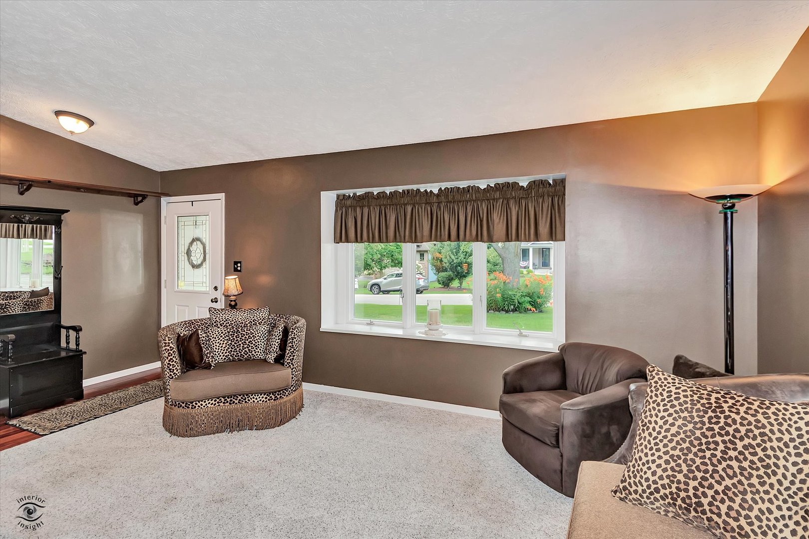 5915 Pershing Avenue Downers Grove IL 60516