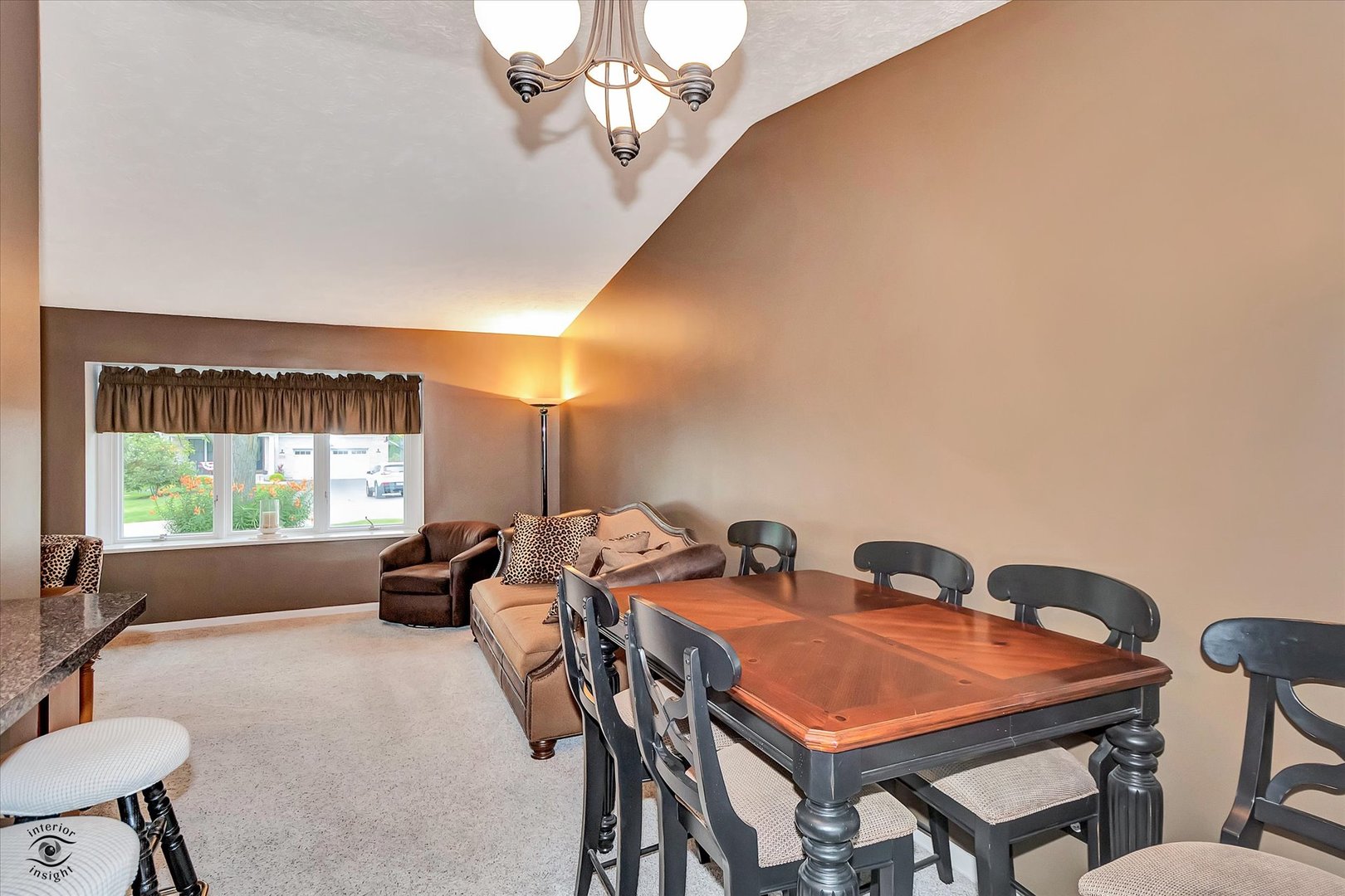 5915 Pershing Avenue Downers Grove IL 60516