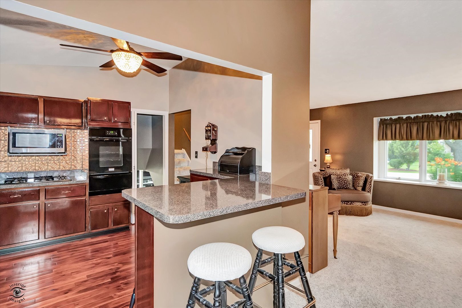 5915 Pershing Avenue Downers Grove IL 60516