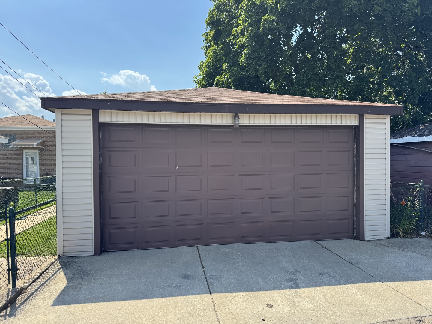 11117 South Avenue L Chicago IL 60617