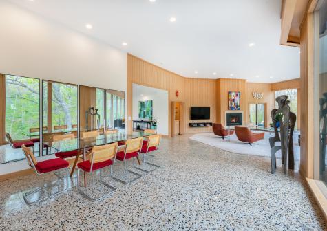 241 Melba Lane Highland Park IL 60035