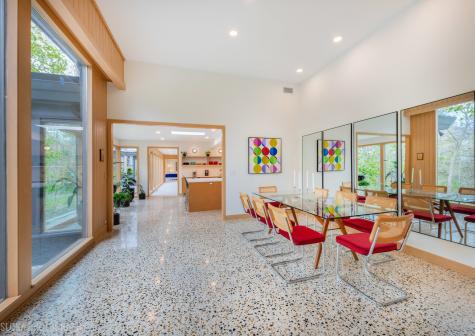 241 Melba Lane Highland Park IL 60035