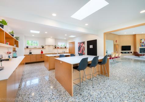 241 Melba Lane Highland Park IL 60035