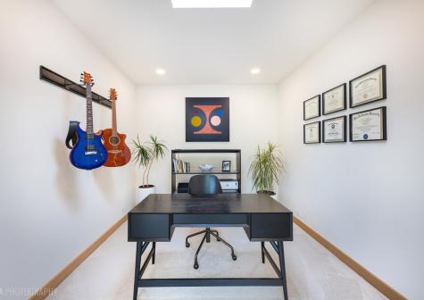 241 Melba Lane Highland Park IL 60035
