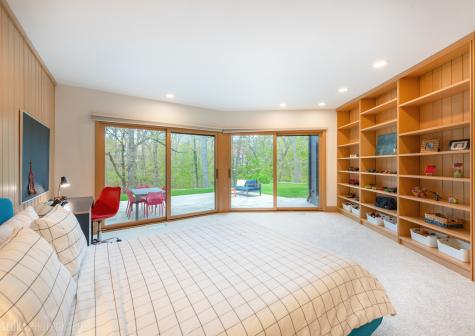 241 Melba Lane Highland Park IL 60035