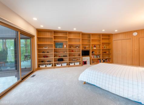 241 Melba Lane Highland Park IL 60035