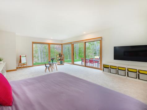 241 Melba Lane Highland Park IL 60035