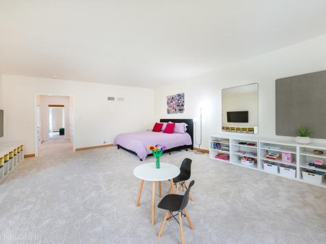 241 Melba Lane Highland Park IL 60035